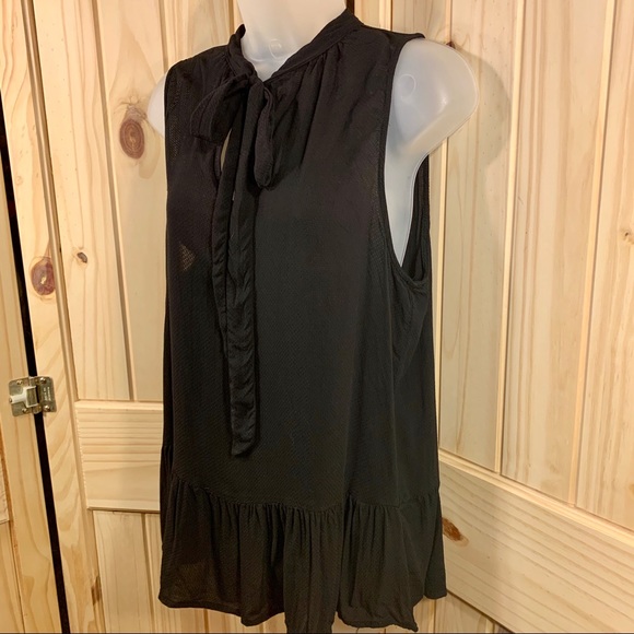 Faded Glory Tops - 🌸 Lovely Sleeveless Tunic by Faded Glory